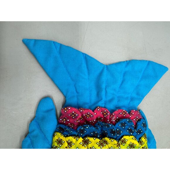 Colorful Fish Shaped Quilted Potholders By David E. Glatt set of 2 colorful blue - Picture 12 of 15